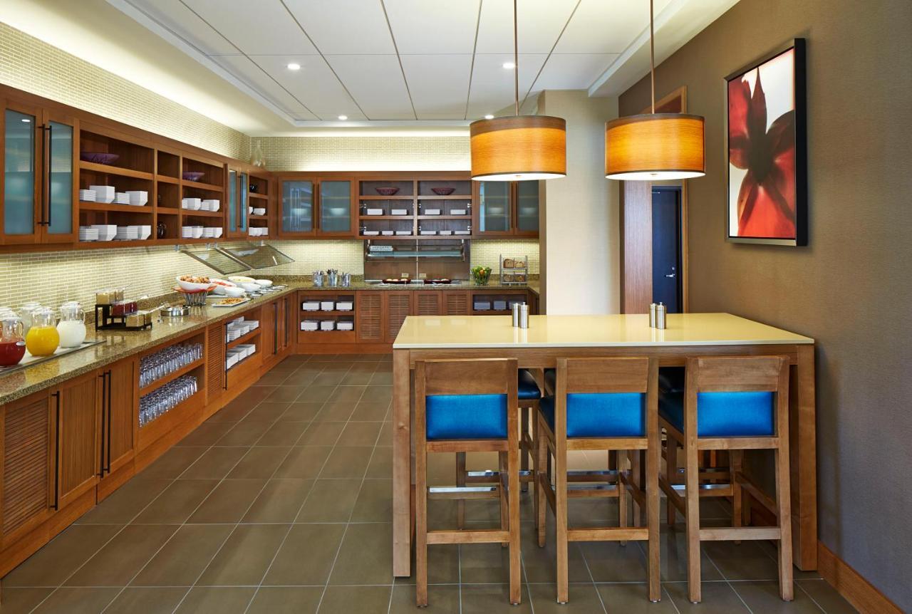 Hyatt Place Lansing-East Extérieur photo